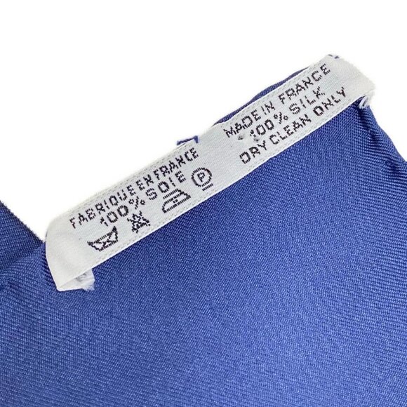 HERMES Carre 90 - Cream Dark Navy Multi Scarf 217-081625 - Picture 3 of 3